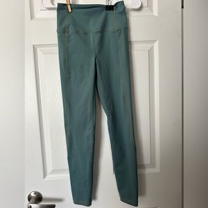 J. Crew active leggings EUC - size XS - green - only worn 2-3 times!